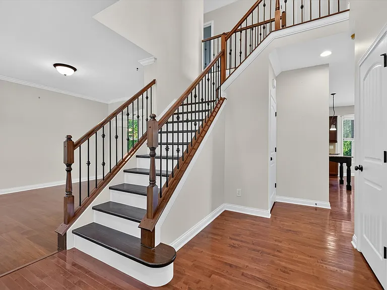 13636 Falcon Way — Photo 6