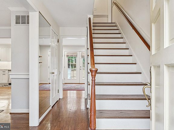 2nd image of 294 Mount Lucas Rd