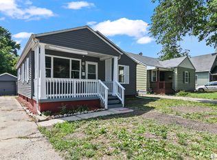 2217 S 13th St, Springfield, IL 62703