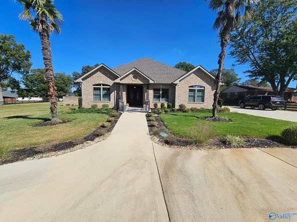 14738 E Limestone Rd, Harvest, AL 35749