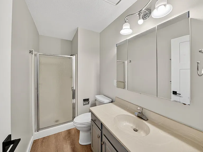11966 Bluebonnet Ln — Photo 24