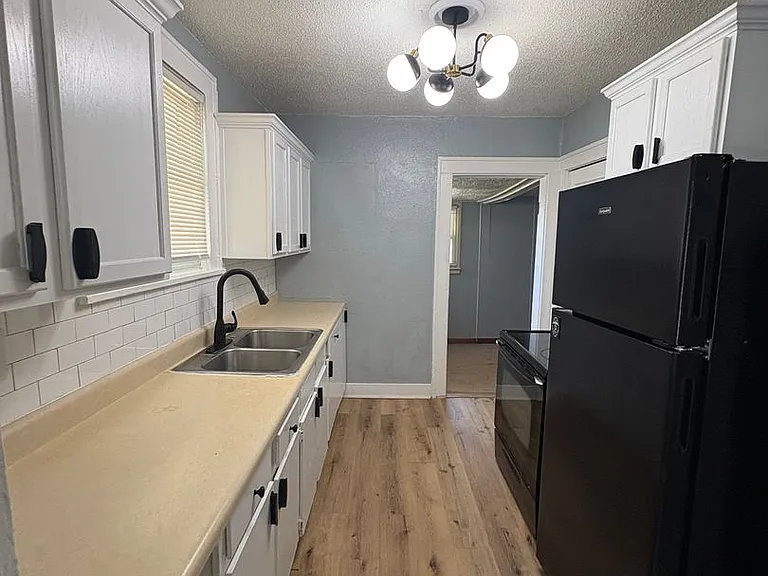 5401 Highland Ave — Photo 7
