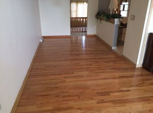 21800 Overlook Dr, Fairview Park, OH
