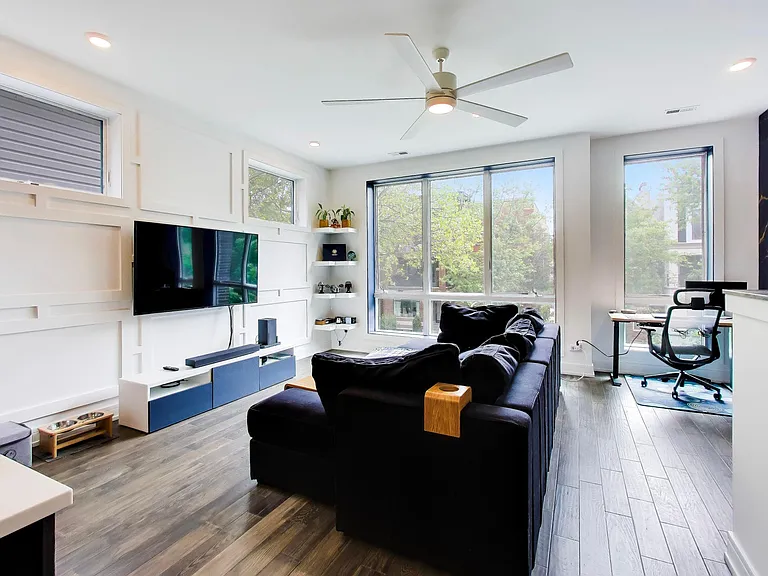 3740 N Clifton Ave #2 — Photo 3