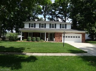 20744 Forestwood Dr, Strongsville, OH
