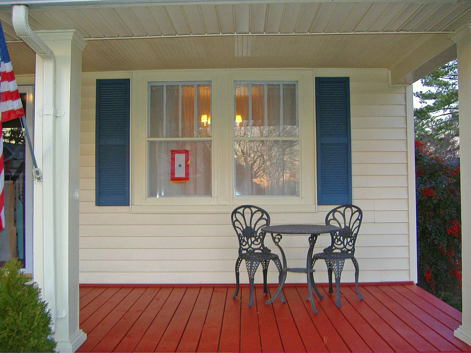 1st image of 1786 Farragut Ave