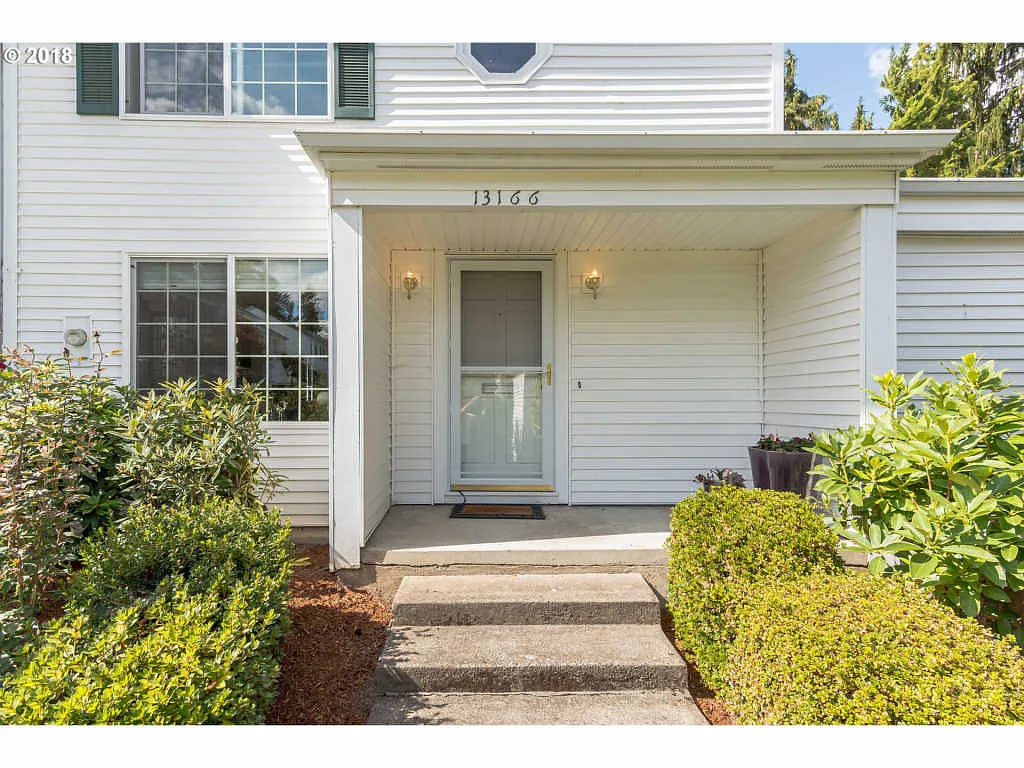 13166 SW 17th St photo 1