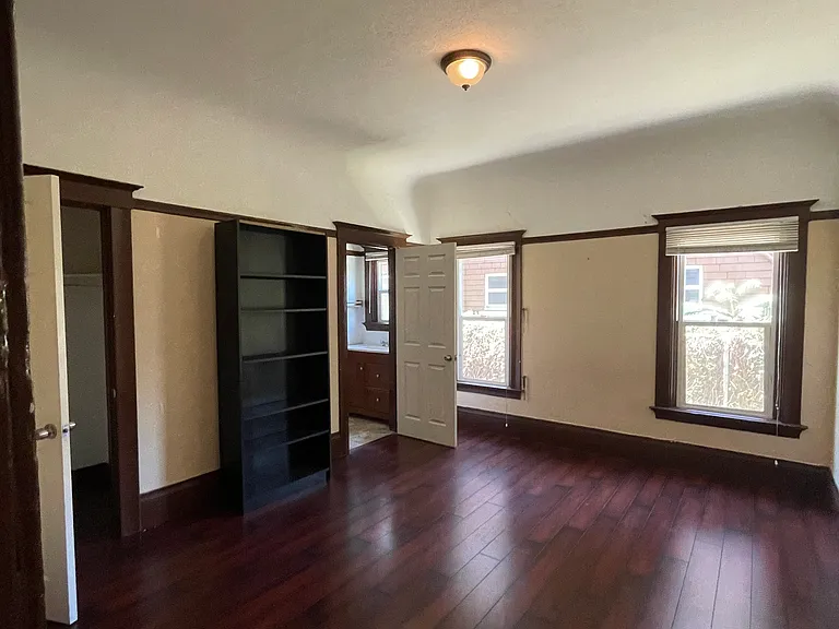 3419 Martin Luther King Jr Way — Photo 21