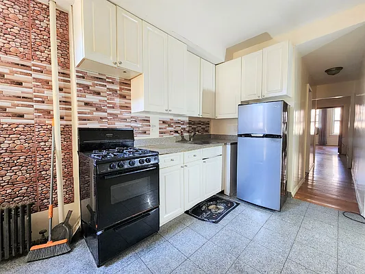 Rented by Ideal Properties Group | media 2