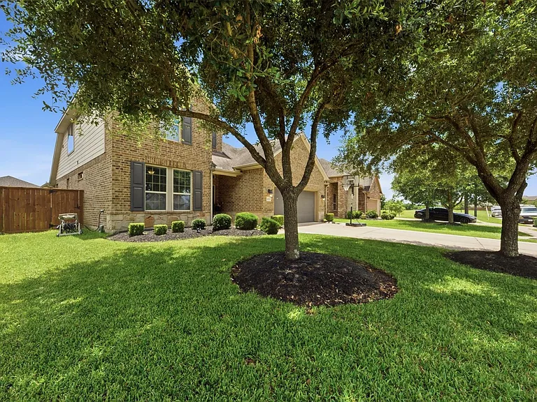 2003 Sunset Terrace Ln — Photo 36