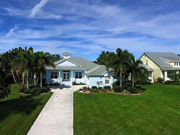 4th image of 870 Hillcrest Dr