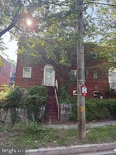 1st image of 1641 40th St SE