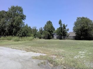 9751 E 31st St, Tulsa, OK 74146