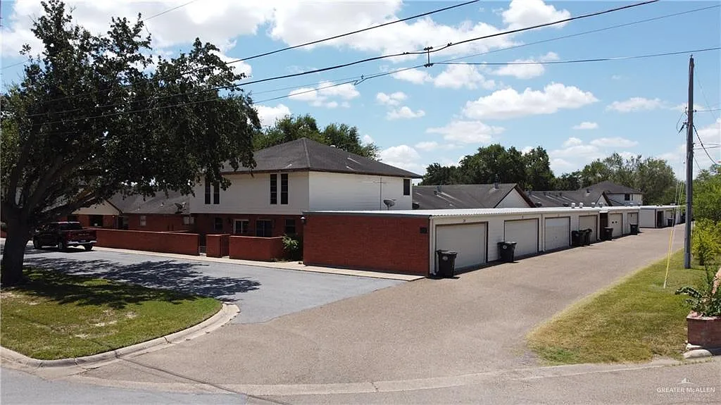 2 bed, 2.0 bath, 1280 sqft, $1,300 — Photo 3