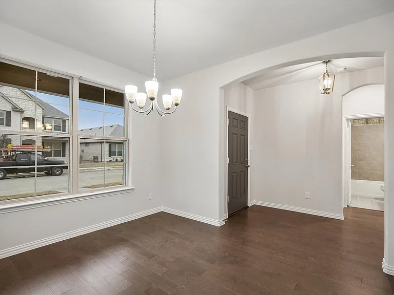2036 Almassera Dr — Photo 26