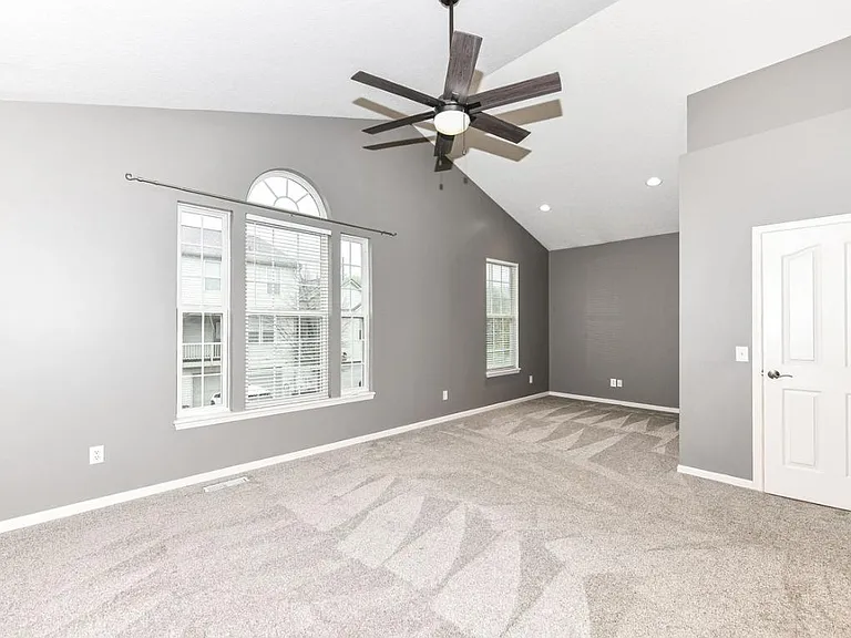 12690 Leah Ln — Photo 21