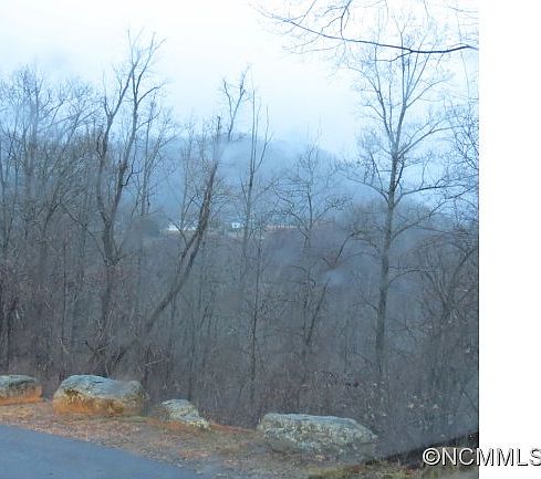 1st image of 590 Equestrian Dr