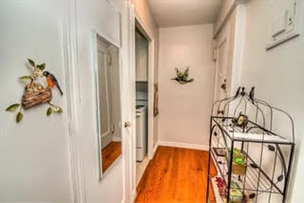 Sold by REMAX Elite | media 27