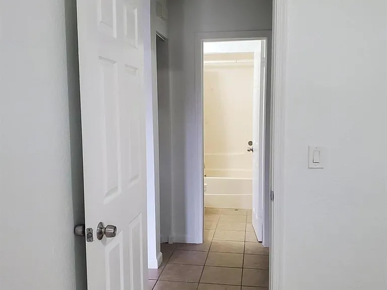 4740 Hairland Dr — Photo 23