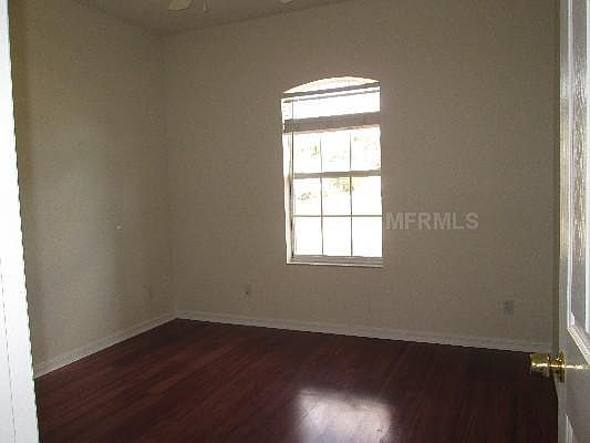 5th image of 3899 Crittendon St