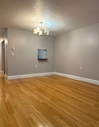 4th image of 100 Captains Row APT 203
