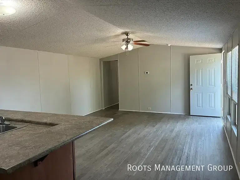 2621 Jeffersonville Rd #42 — Photo 3