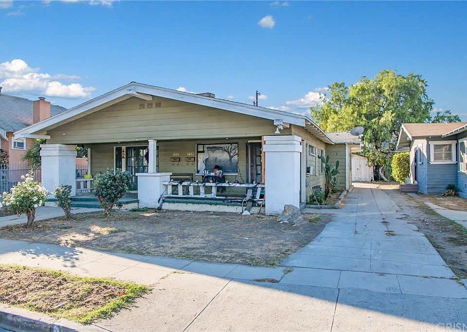 1st image of 1840 W 24th St