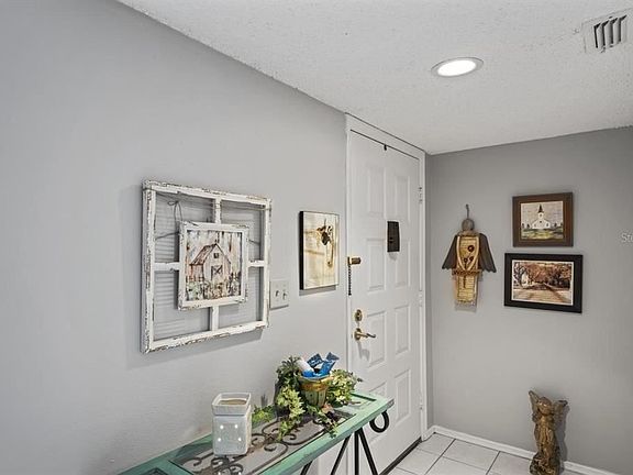 4th image of 7725 Cosme Dr APT A