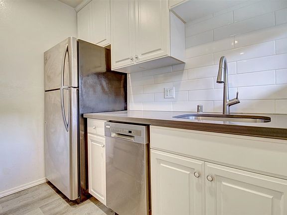 3rd image of 131 Cerrito Ave APT 7