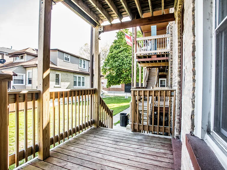 4636 W Barry Ave #1 — Photo 26