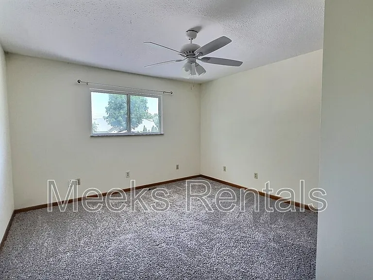 58 Maple Ln — Photo 11