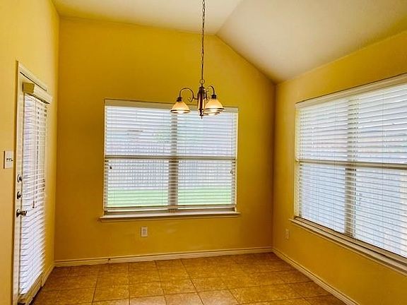 3rd image of 1623 Stonewick Dr
