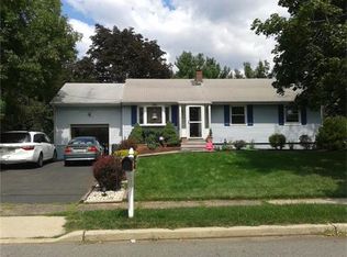 314 Willow Ave, Piscataway, NJ 08854