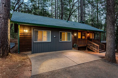 6263 Pine Needle Ln Photo 1