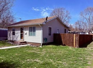 700 W 5th St, Beardstown, IL 62618