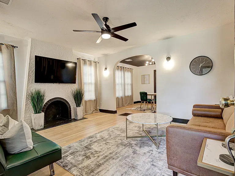 2215 W Broadway Ave #1 — Photo 34