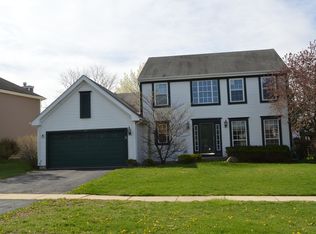 1225 Meadowlark Ln, Grayslake, IL