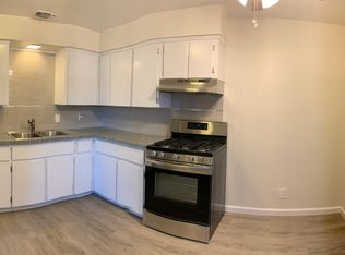 356 W Holland Ave APT C, Clovis, CA 93612
