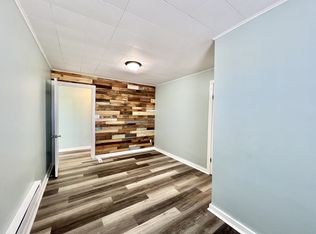 15 Swift St #B, Edgerton, WI 53534