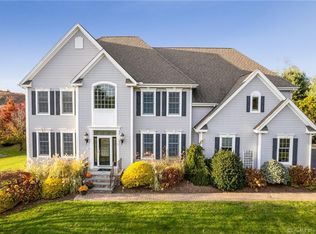 11 Imperial Dr, Glastonbury, CT 06033