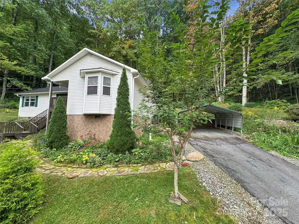 80 Kitty Ln, Waynesville, NC 28785
