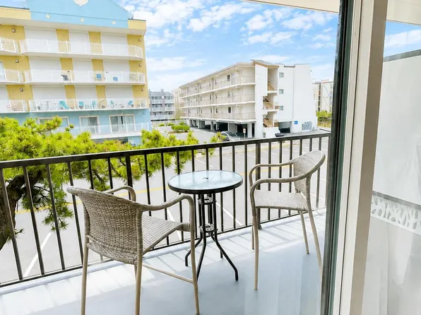 9 138th St Unit 208, Ocean City, MD 21842