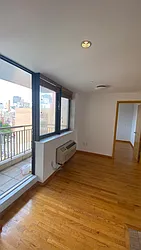 Rented by R New York