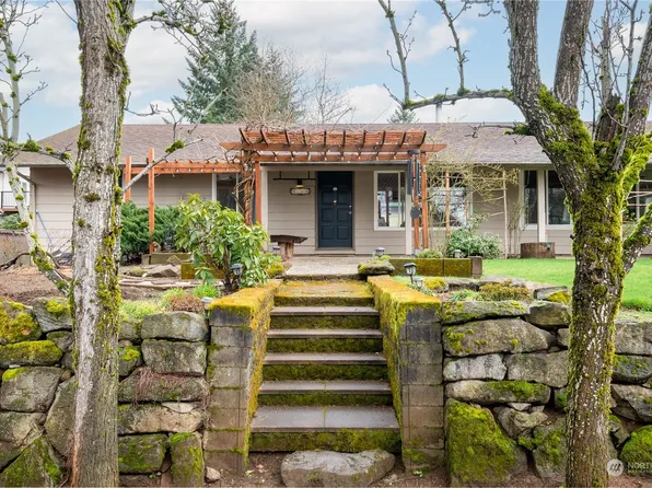 9704 NE 9th Street, Vancouver, WA 98664