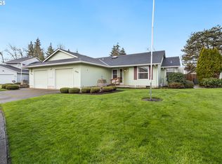 2744 Dayna Ln, Eugene, OR 97408