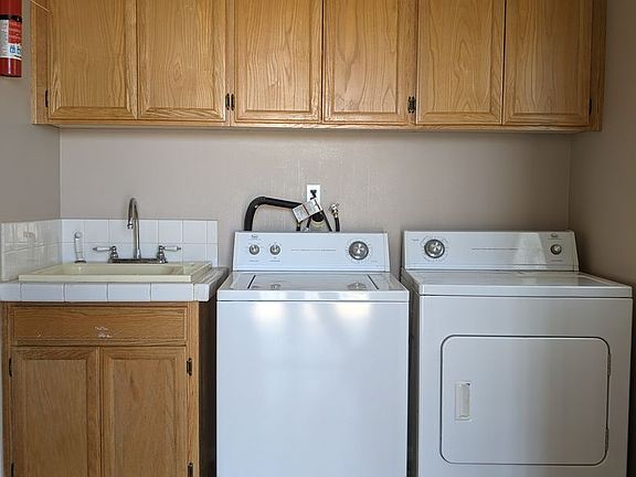 4th image of 8531 Columbine Ave APT D