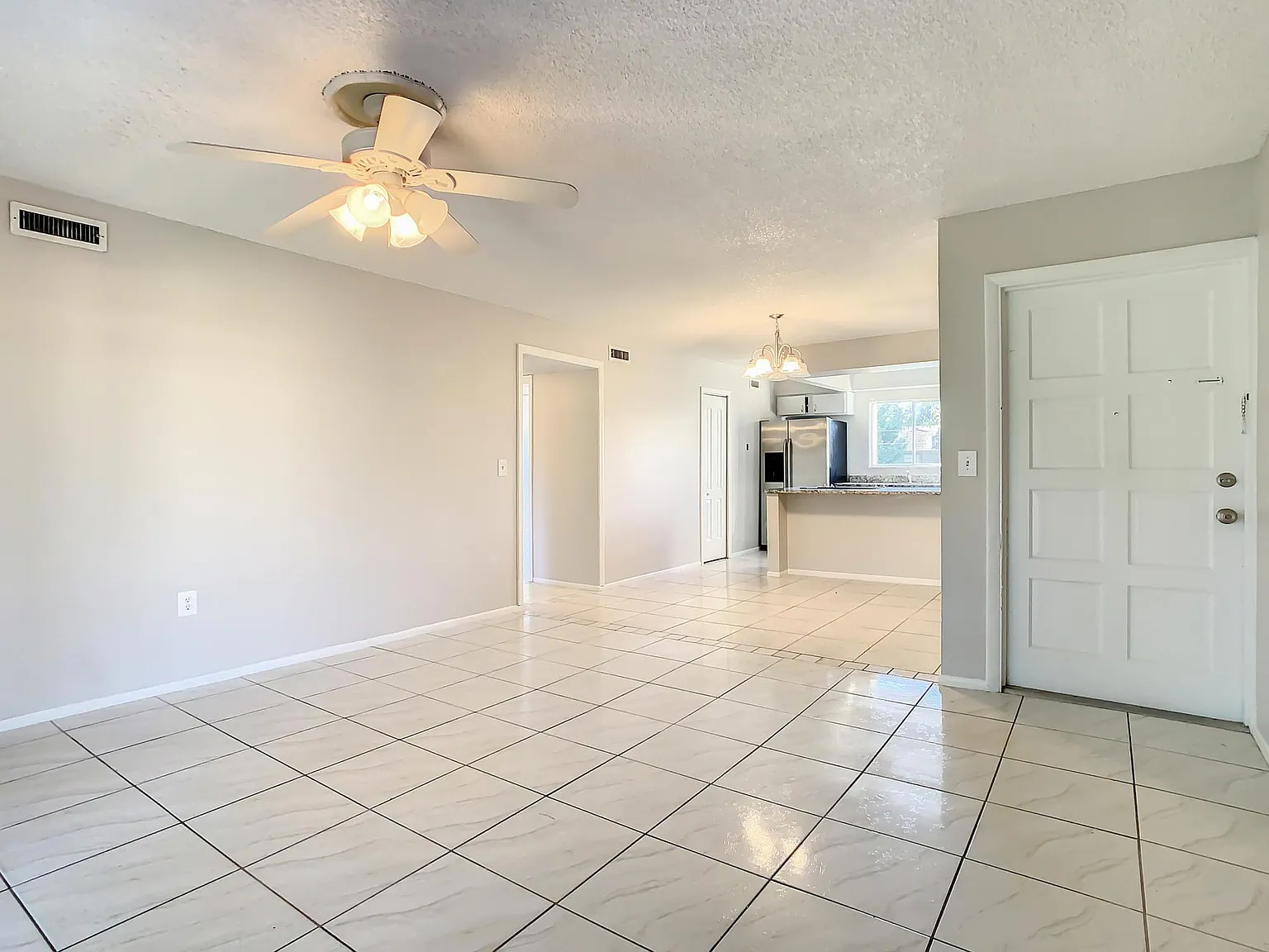 1000 Lake Of The Woods Blvd — Photo 3