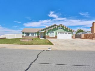 7033 Cottonwood Ave, Hesperia, CA 92345
