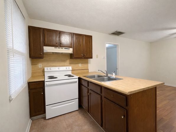 1170 Miller St APT 1