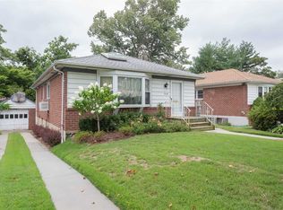 46-38 247th St, Little Neck, NY 11362